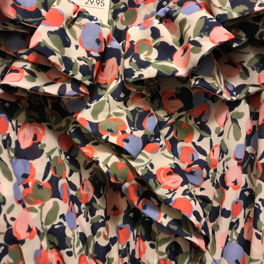 NWT Ruffled blouse H&M - Picture 3 of 6